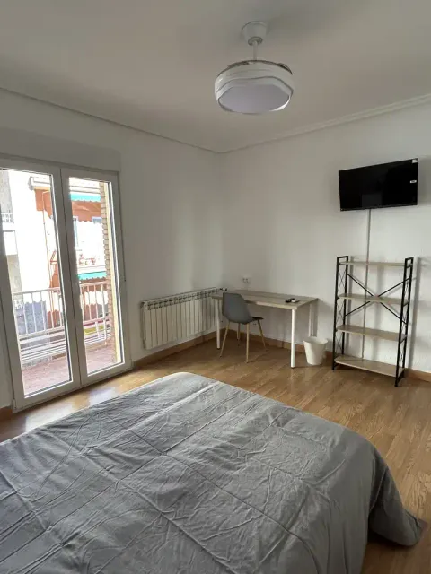 Room for rent, Zamora (3/14)
