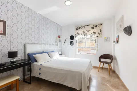 House 230 m² in Chiva