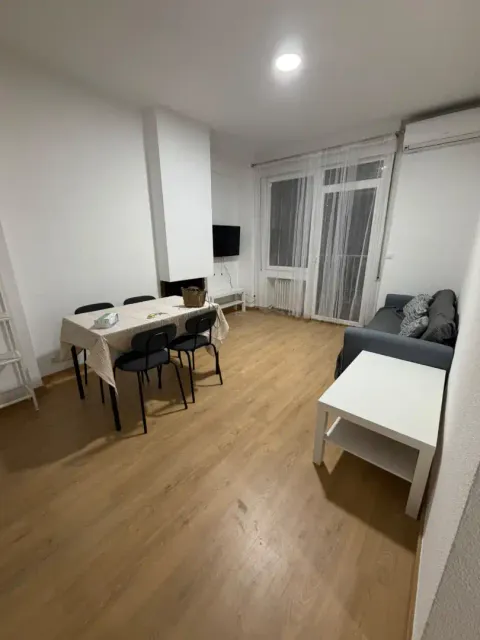 Room for rent, Madrid