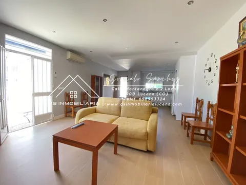 Casa de 300 m² a Lucena
