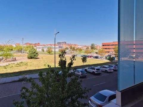 Pis de 80 m² a Lleó