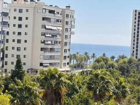 Pis de 100 m² a Alacant
