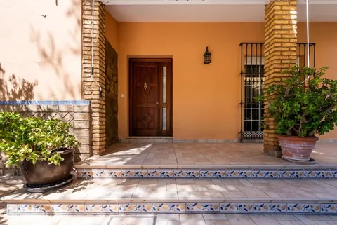 Casa de 150 m² a Palomares del Río