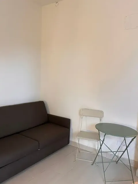 Pis de 30 m² a Valencina de la Concepción (2/10)