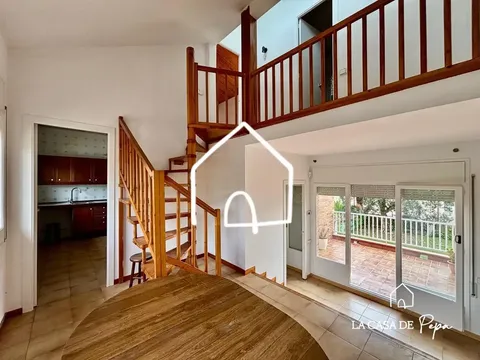 Casa de 208 m² a Begues