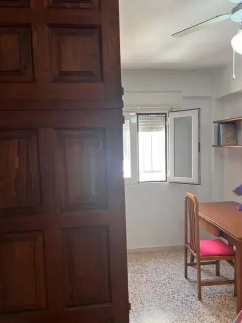 Pis de 100 m² a Almeria