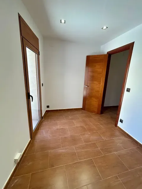 Appartamento 331 m² a les Oluges