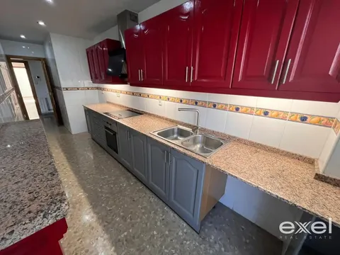 Pis de 110 m² a Cornellà de Llobregat