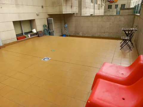 Wohnung 65 m² in Santiago de Compostela