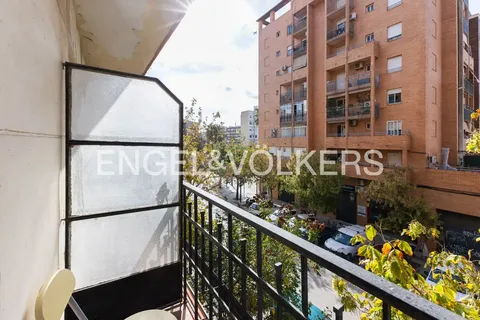 Pis de 77 m² a València