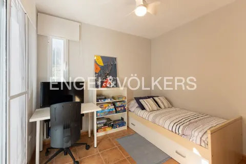 Casa de 150 m² en Nàquera / Náquera