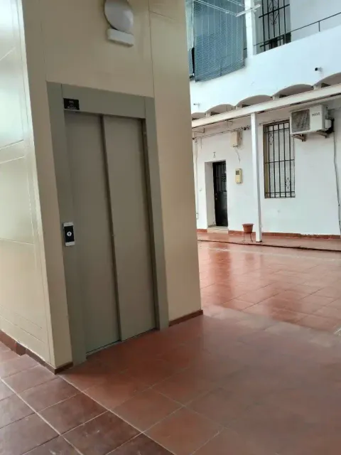 Pis de 80 m² a Sevilla (2/27)