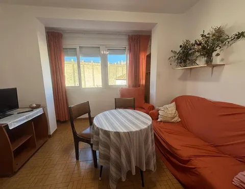 Flat 85 m² in Granada