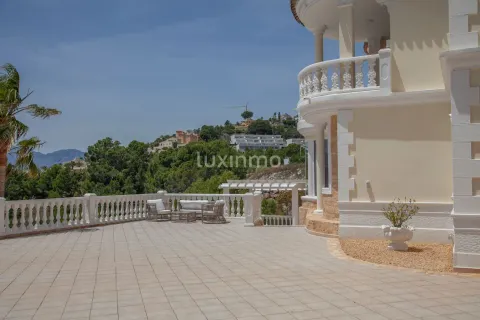 Будинок 1100 м² у Altea