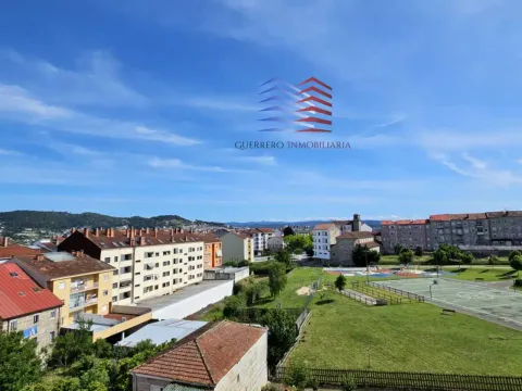 Pis de 147 m² a Ourense