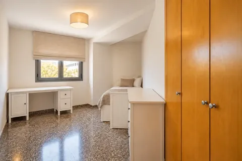 Wohnung 85 m² in Valencia