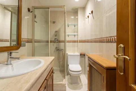 Casa 384 m² a l'Hospitalet de Llobregat