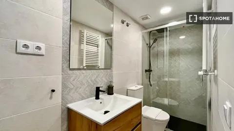 Habitació de lloguer, Madrid