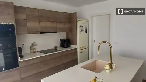 Appartamento 85 m² a Montroi / Montroy