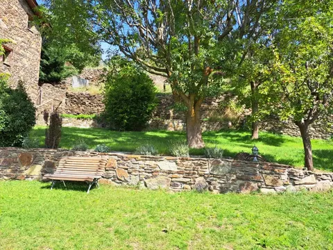 Casa de 200 m² a Ger