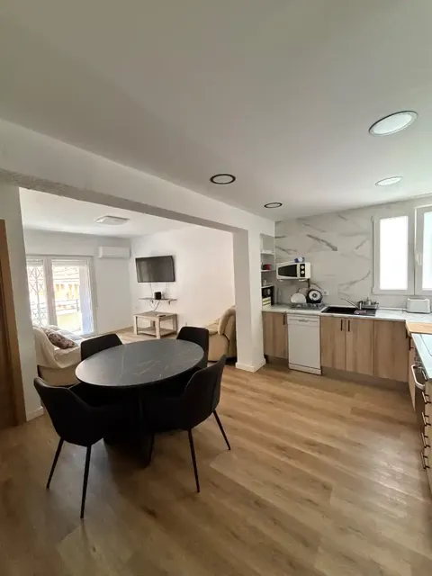 Habitació de lloguer, Burjassot