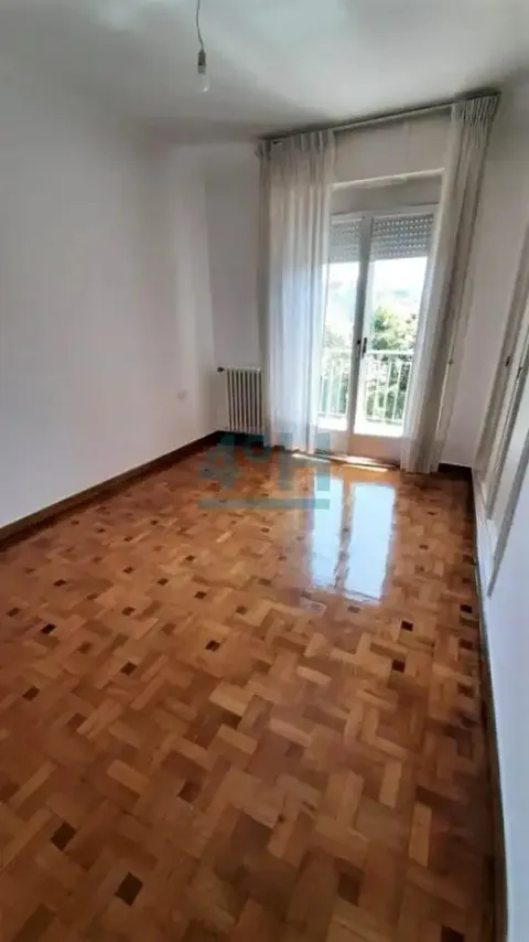 Appartement 194 m² à Ourense