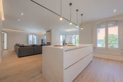 Casa de 270 m² a Llinars del Vallès