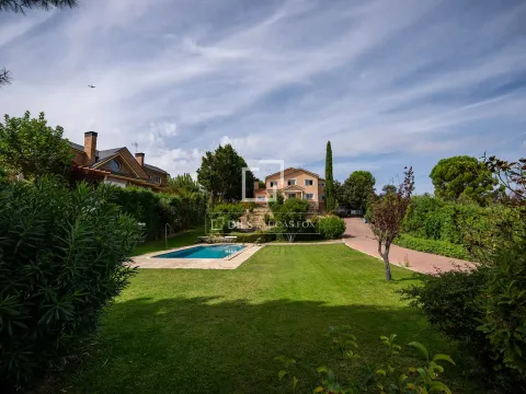 Будинок 450 м² у Madrid