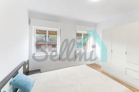 Pis de 58 m² a Llangréu / Langreo