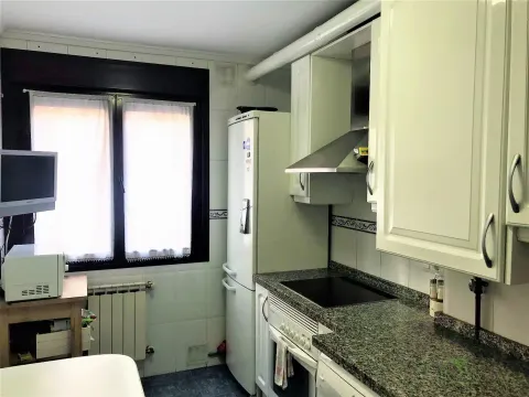 Flat 48 m² in Oviedo (3/21)