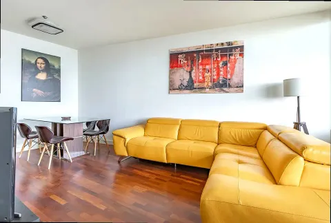 Flat 102 m² in Barcelona