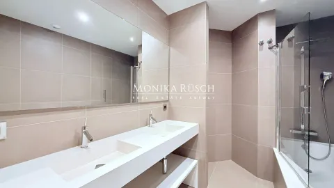 Wohnung 195 m² in Barcelona