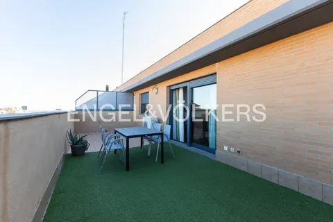 Pis de 85 m² a València