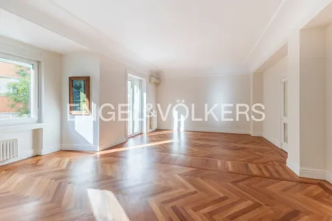 Apartamento 208 m² em Madrid