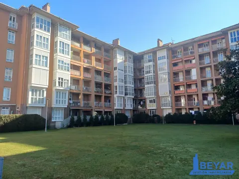 Piso de 90 m² en Santander