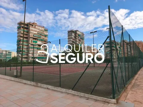 Wohnung 80 m² in Alicante (2/24)