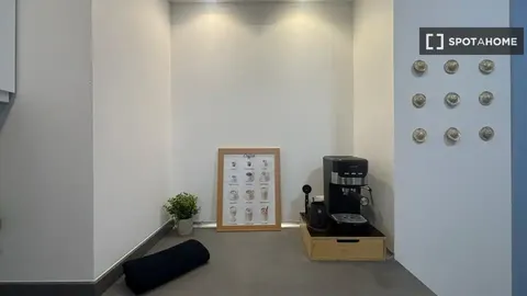 Кімната в оренду, Барселона