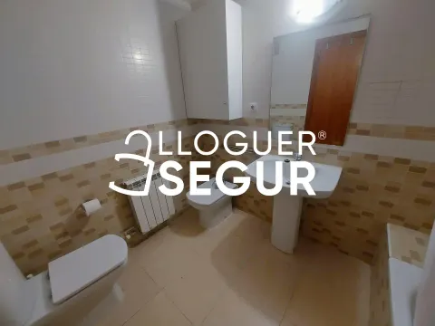Квартира 80 м² в Барселоне