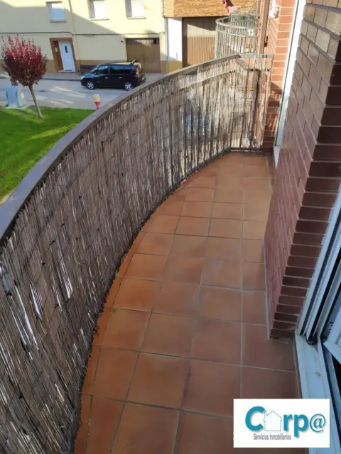 House 221 m² in Andosilla