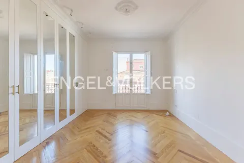 Apartamento 200 m² em Madrid