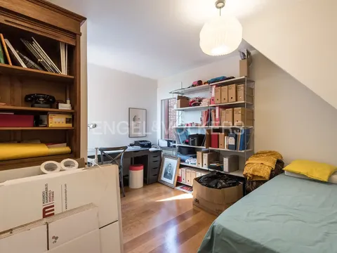 Casa de 151 m² a Esplugues de Llobregat
