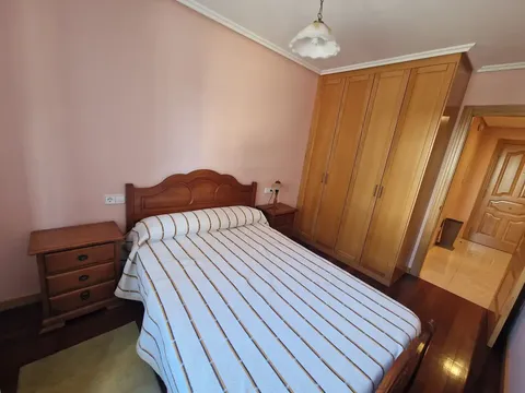 Pis de 80 m² a Narón