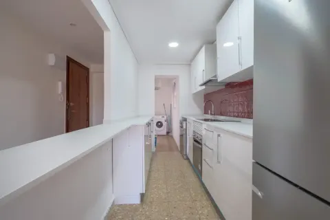 Wohnung 88 m² in Valencia
