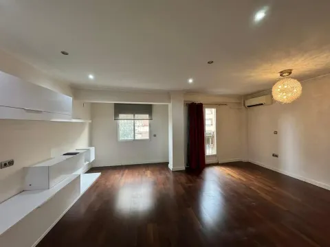 Appartement 65 m² à Valence (2/13)