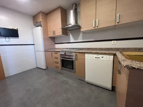 Квартира 202 м² в Petrer
