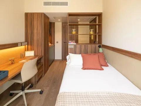 Stanza in affitto, Barcelona (2/8)