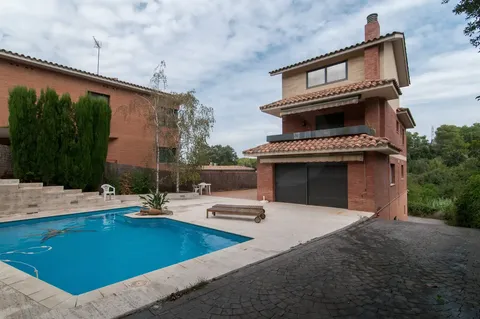 Casa de 176 m² a Sant Cugat del Vallès