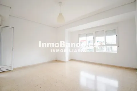 Appartamento 98 m² a Valencia