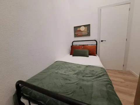 Zimmer zur Miete, Madrid (4/10)