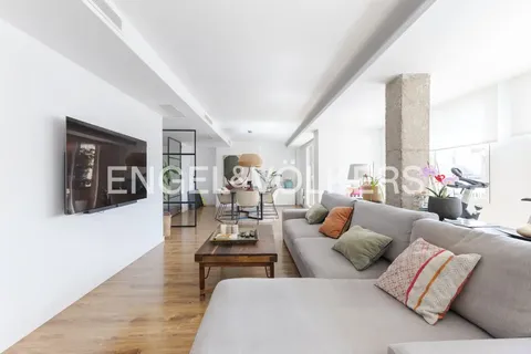 Pis de 275 m² a València